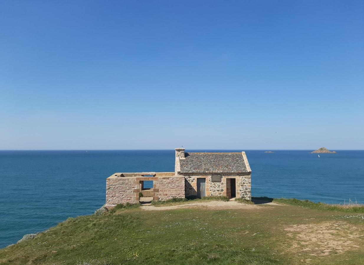 Appartement Vue Etang Et Port De Dahouet Pleneuf-Val-Andre Luaran gambar